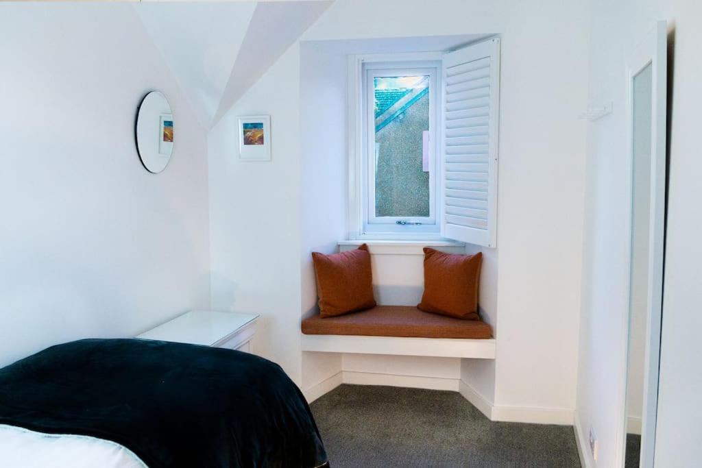 Central 2 Bedroom Luxury Home Close To River Ness 因弗内斯 外观 照片